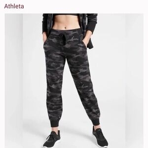 Athleta camo farallon gray jogger size 6T active wear